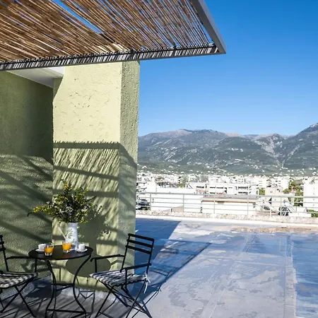 Skyhigh Haven Apartman Kalamáta