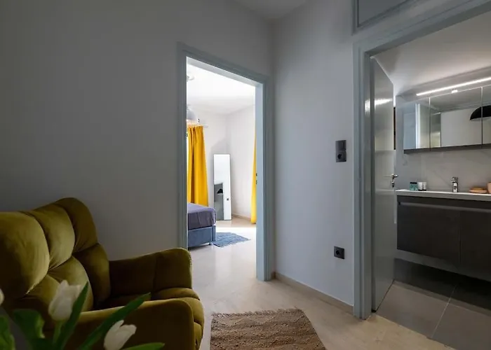 Skyhigh Haven Apartamento Kalamata