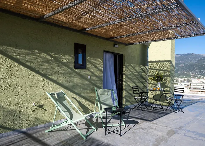 Skyhigh Haven Apartamento Kalamata