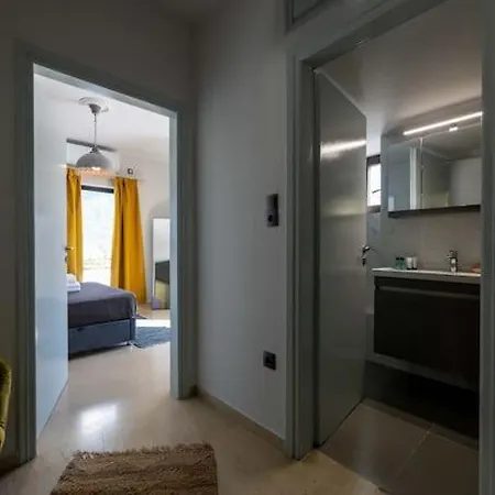 Апартаменты Skyhigh Haven *