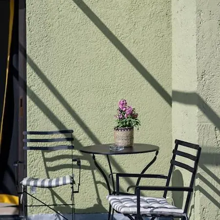 Skyhigh Haven Апартаменты Каламата