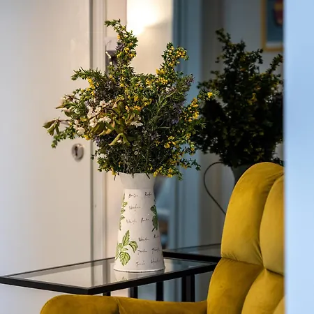 Апартаменты Skyhigh Haven