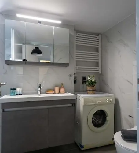 아파트 Skyhigh Haven 칼라마타